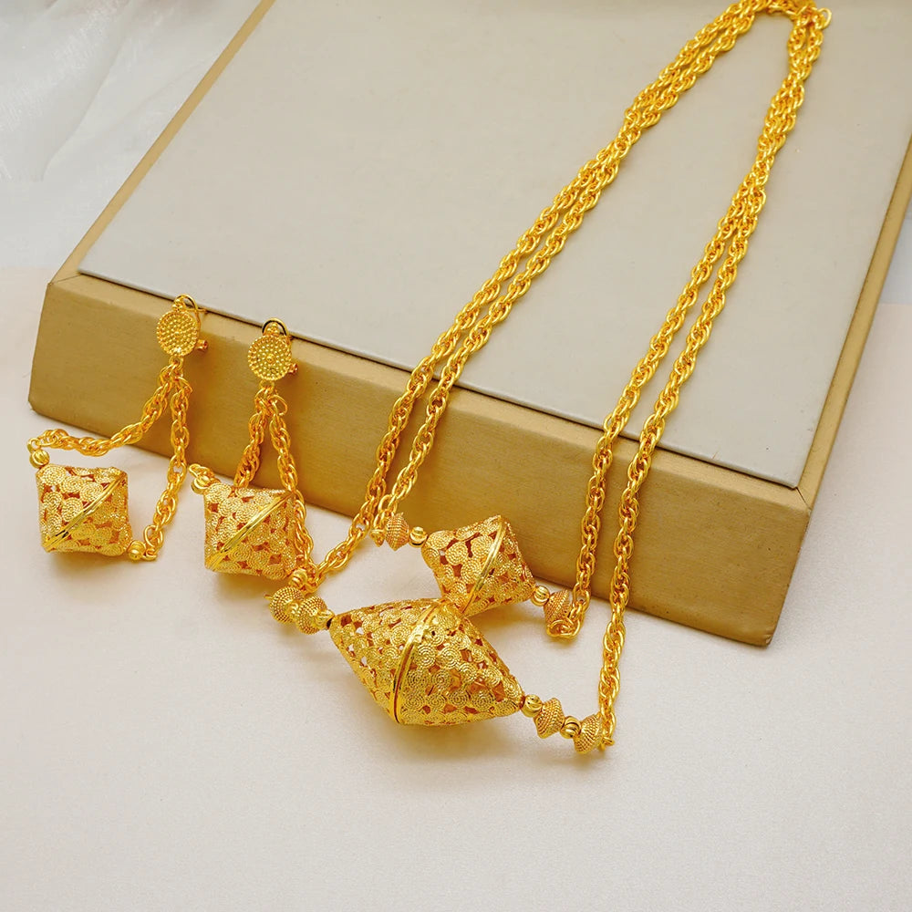 Maison Veyre Gold Layered Necklace & Earrings Set