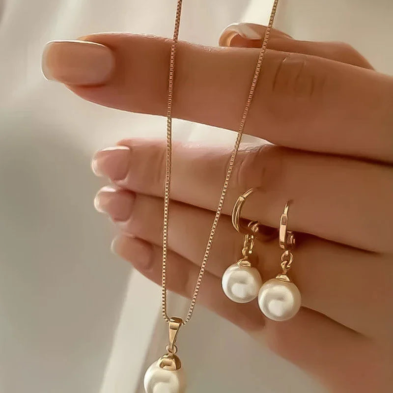 Maison Veyre Gold Pearl Pendant Necklace & Earrings Set