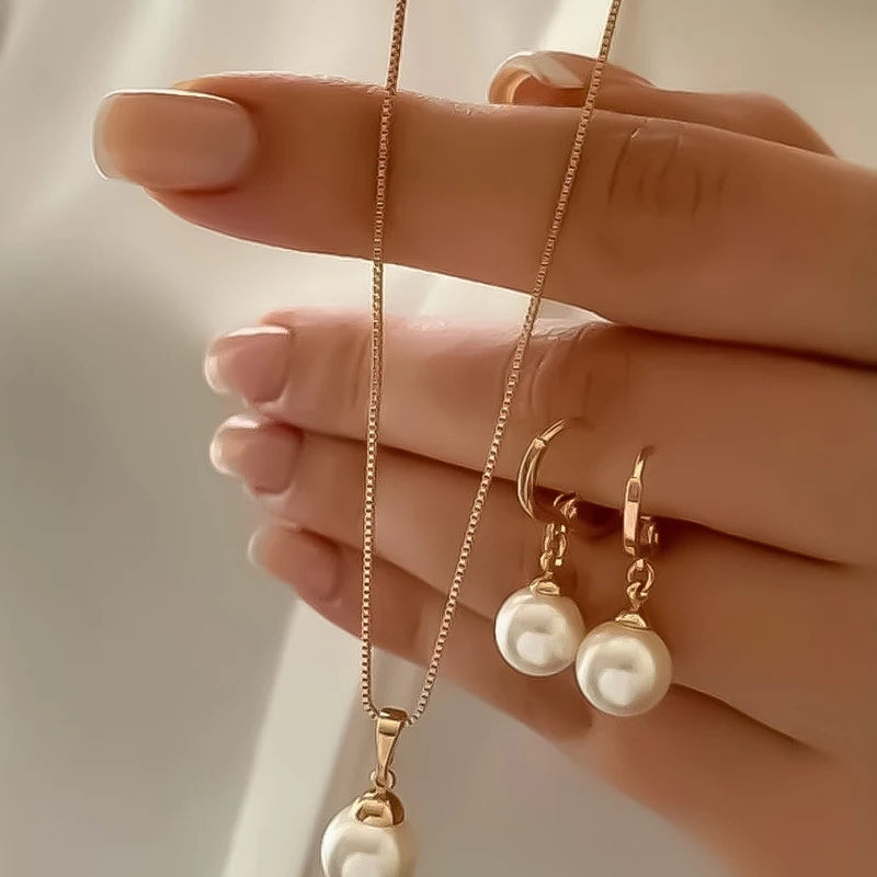 Maison Veyre Gold Pearl Pendant Necklace & Earrings Set