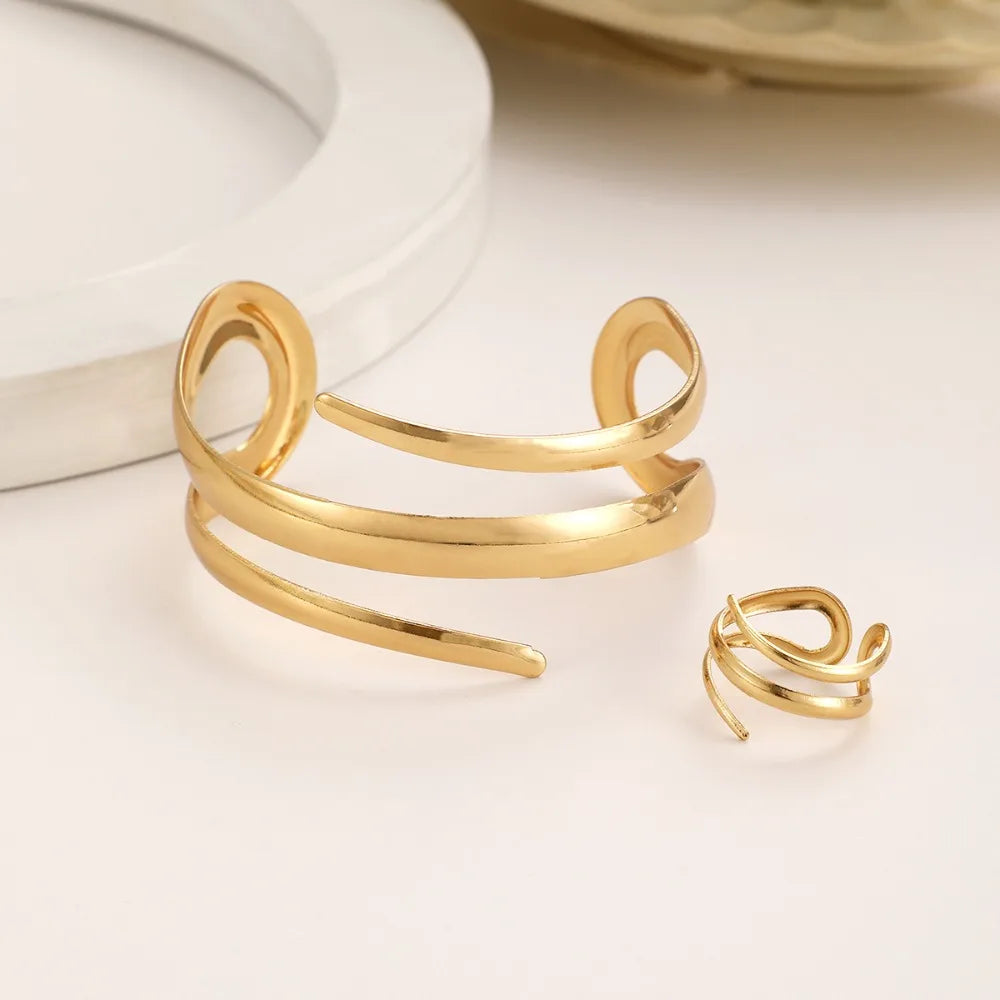 Maison Veyre Gold Geometric Bracelet & Ring Set