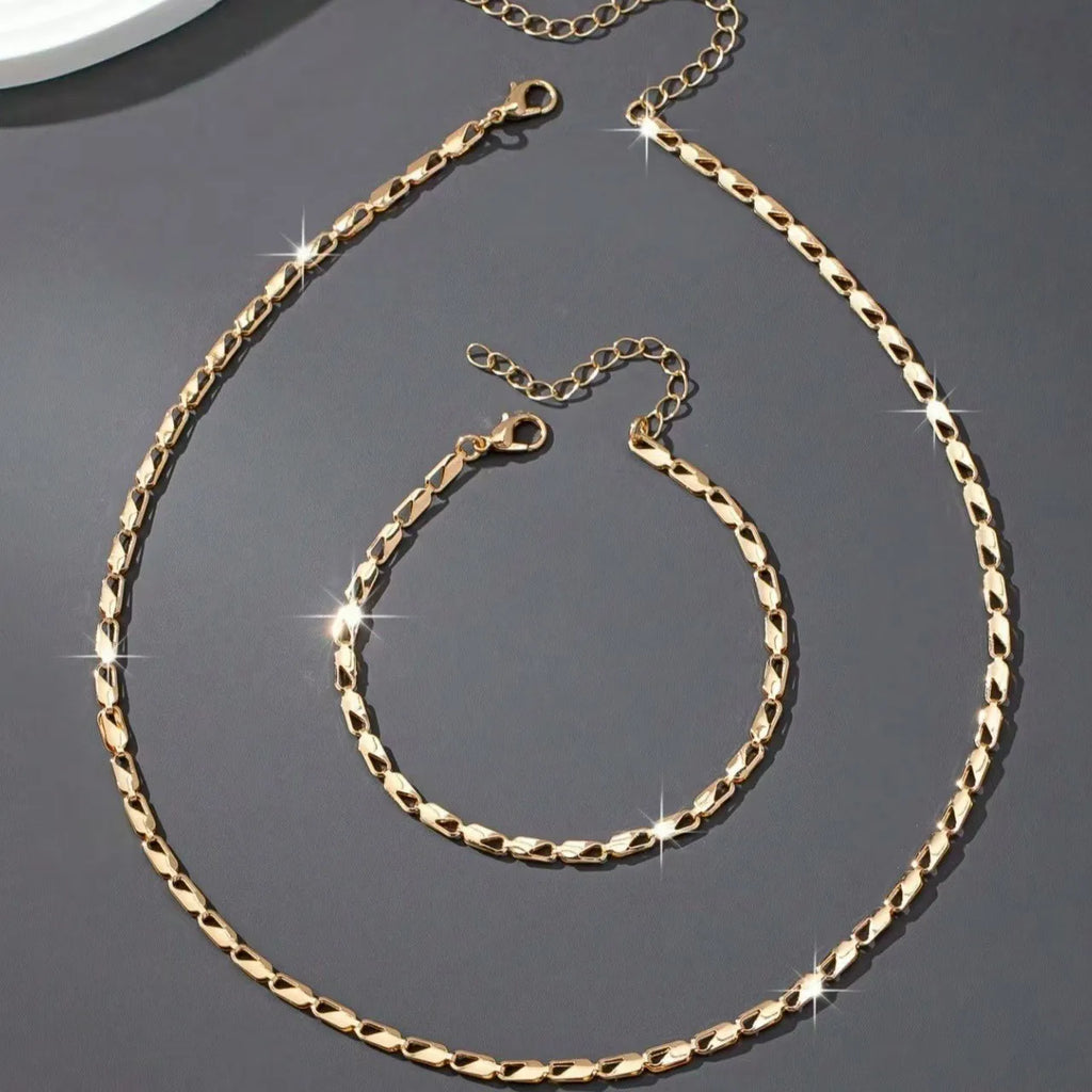 Maison Veyre Gold Classic Necklace & Bracelet Set