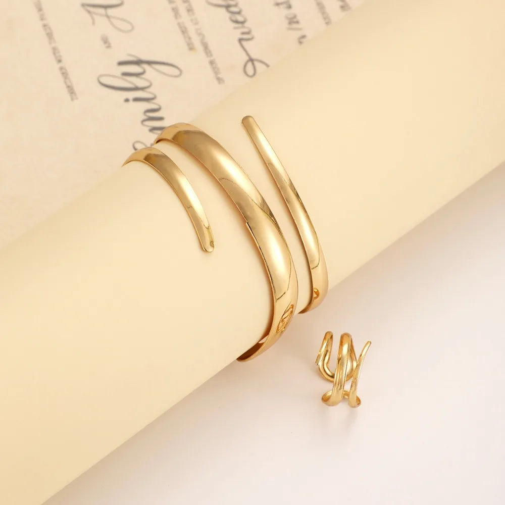 Maison Veyre Gold Geometric Bracelet & Ring Set