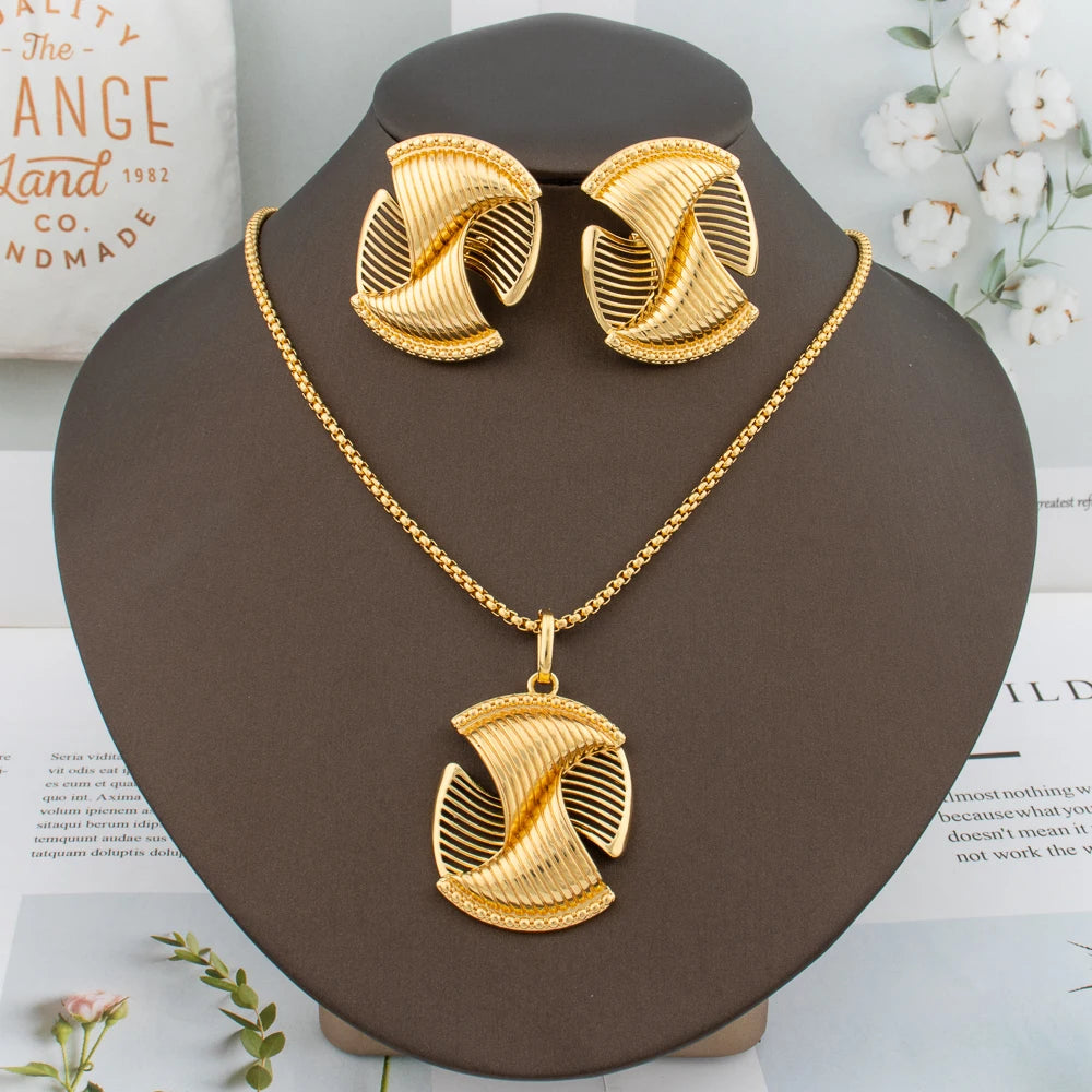 Maison Veyre Gold Classic Jewelry Set — Necklace, Earrings & Bracelet