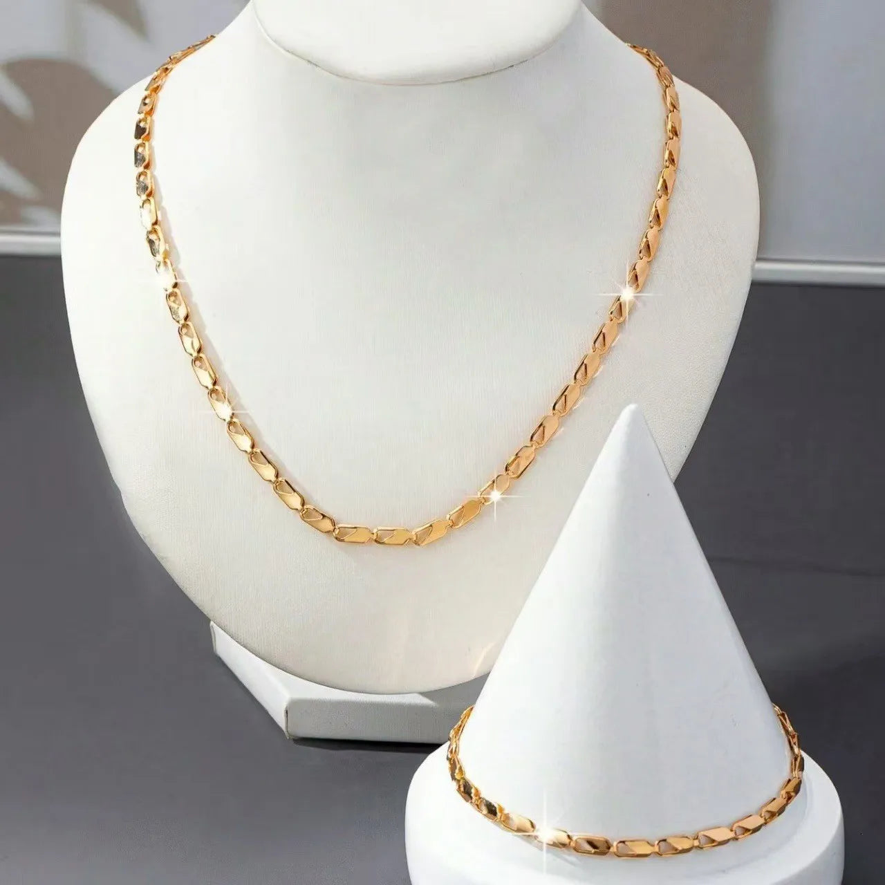 Maison Veyre Gold Classic Necklace & Bracelet Set
